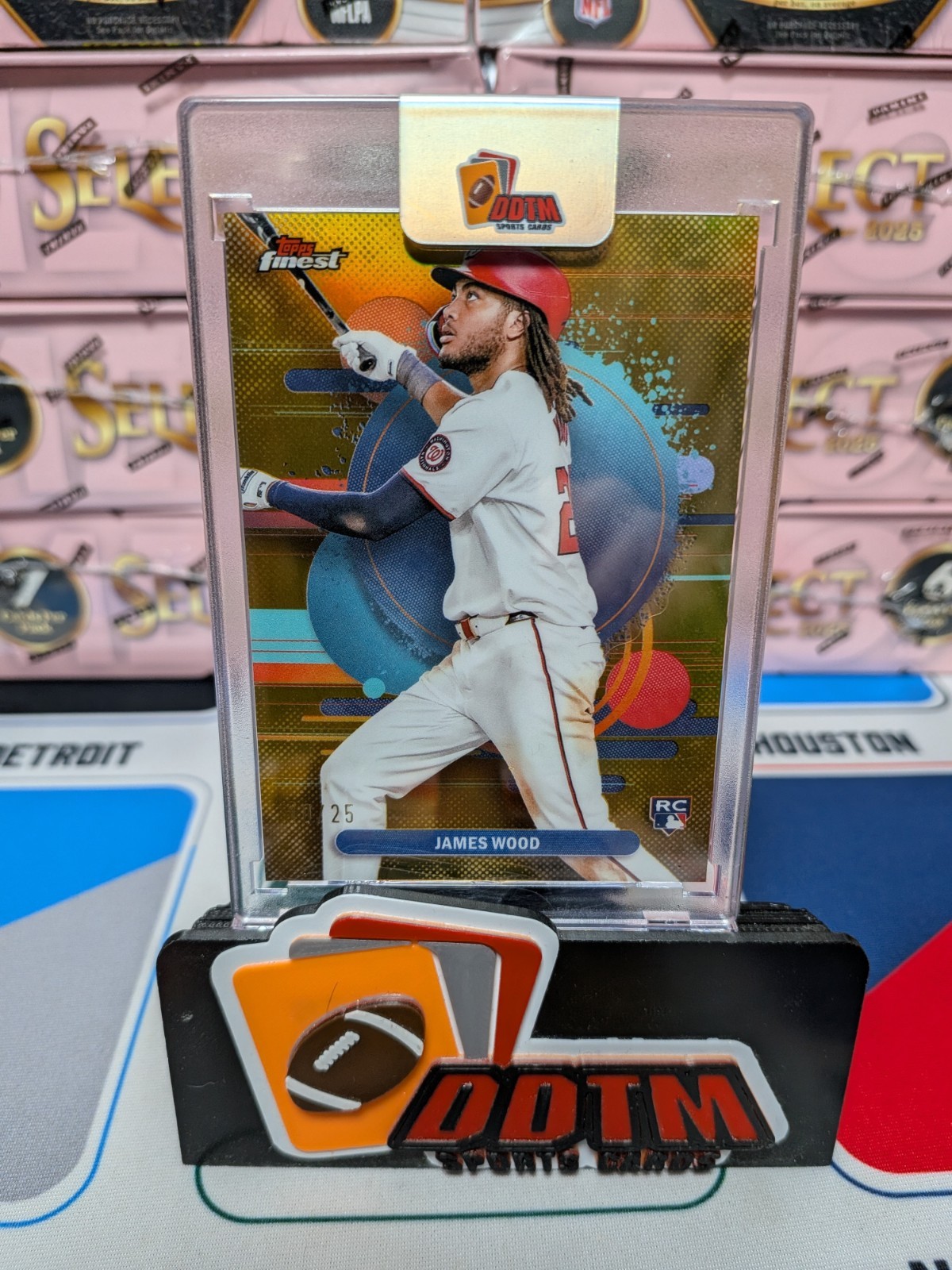 2025 Topps Finest #200 James Wood Gold Refractor /25