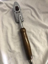 Sealector Tacking Iron Model SS-24