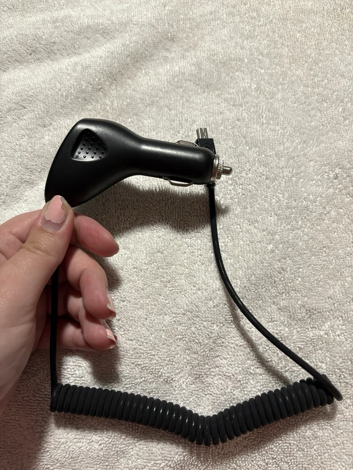 Cargador de coche W.A.S.P Foto 4 de 4