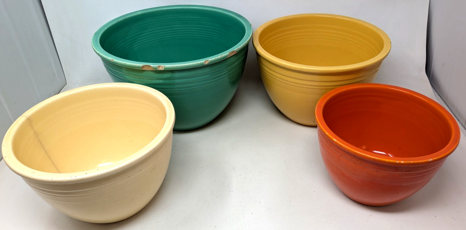 Vintage 1940s Homer Laughlin Fiesta Ware Stoneware Nesting M