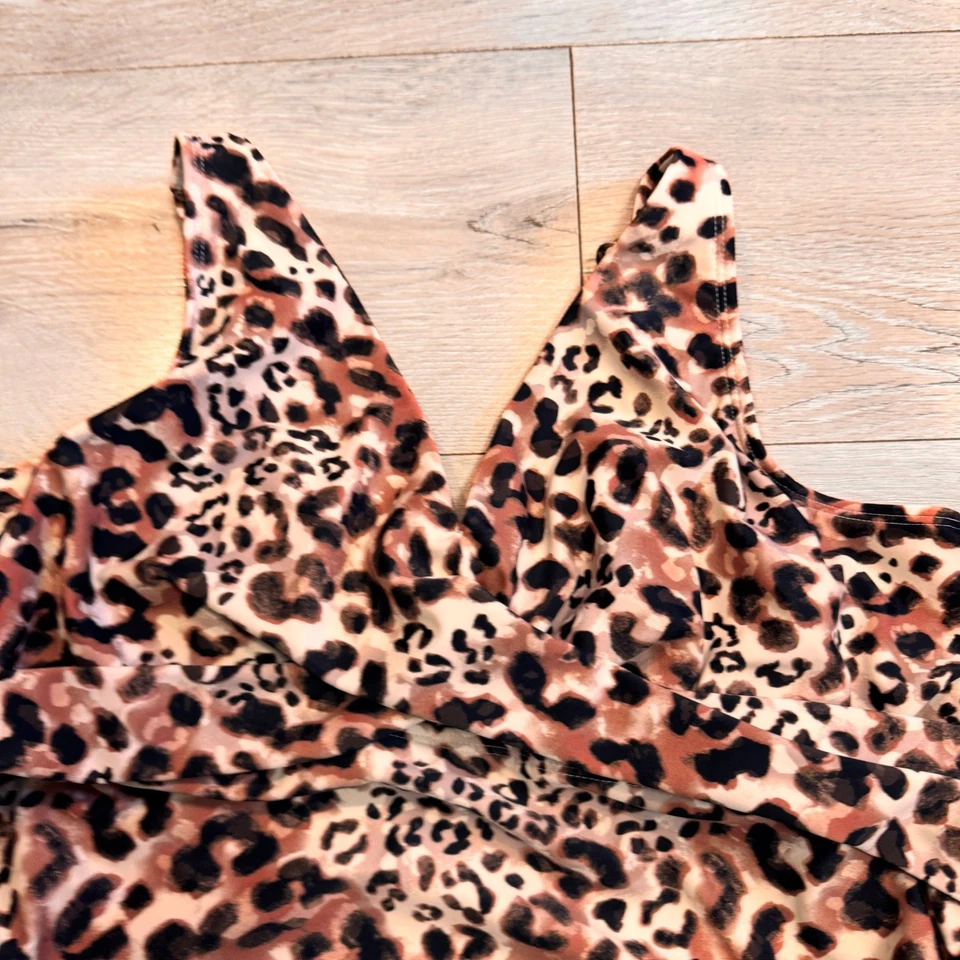 Maiô Time and Tru XL grande estampa de leopardo regata com aro - Imagem 3 de 4