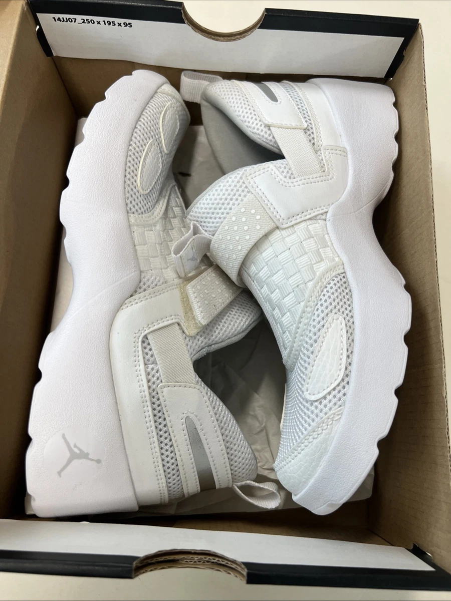 Preços baixos em Jordan Trunner LX Triple White | eBay