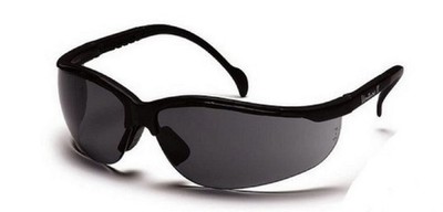 PYRAMEX VENTURE II SAFETY GLASSES BLACK FRAME SMOKE GRAY LENS SB1820S (12 PAIR)