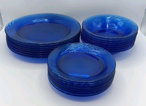 24 Pcs PYREX FESTIVA Cobalt Blue Swirl Glass 8-Dinner Plates, 8-Bowls, 8-Saucers - Picture 2 of 24