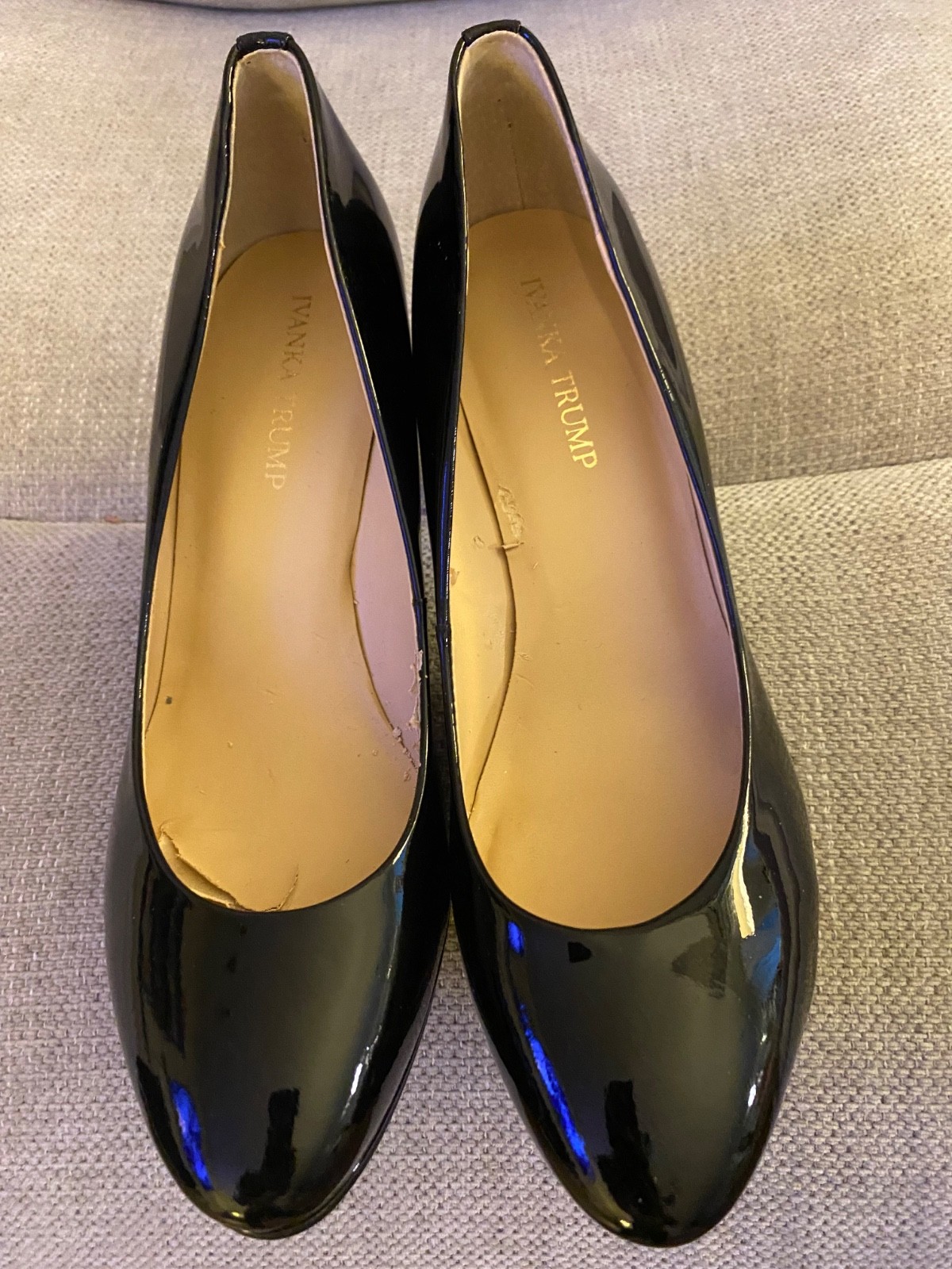 Ivanka Trump Size 9M Sophia Black Patent Leather Pumps 3.5