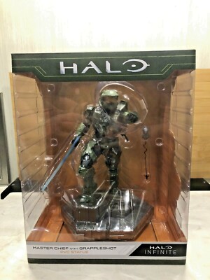 Dark Horse Halo Infinite Master Chief with Grappleshot 10 Inch  PVC Statue