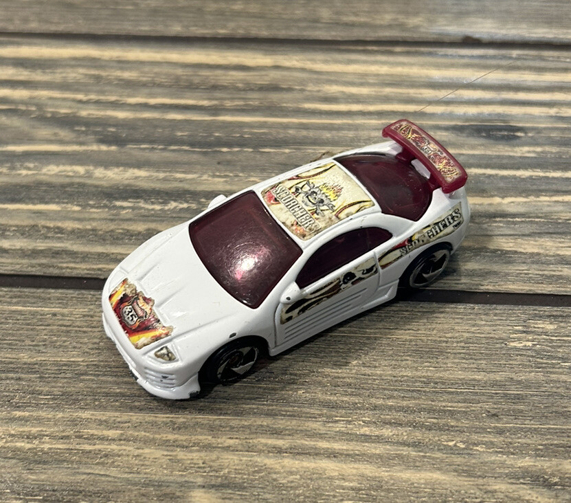 2003 Hot Wheels Scorchers White You Car Vehicle McDonald's Kids