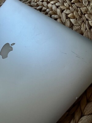 Apple A1398 MacBook Pro Retina 15