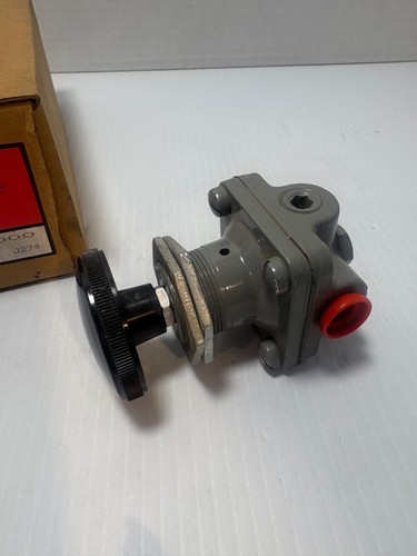 Red Lion Controls PSMA1000 Manual Pneumatic Valve - Picture 3 of 3