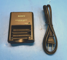 Sony Ni-MH AA AAA BC-CS2A Battery Charger Double  Triple A