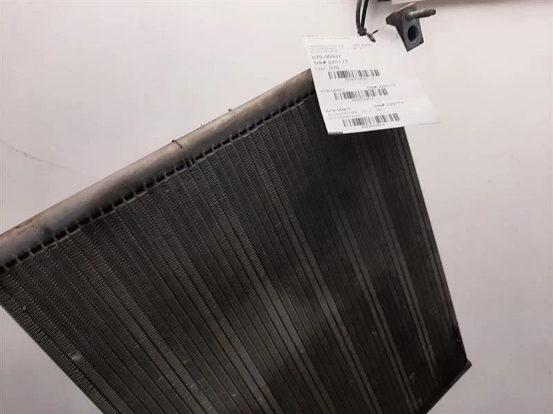 Condensador de aire acondicionado 04-09 Dodge Durango 55056165AA Foto 2 de 4