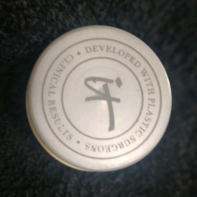 IT Cosmetics Confidence in a Cream Moisturizer Hyaluronic Acid Surgeons