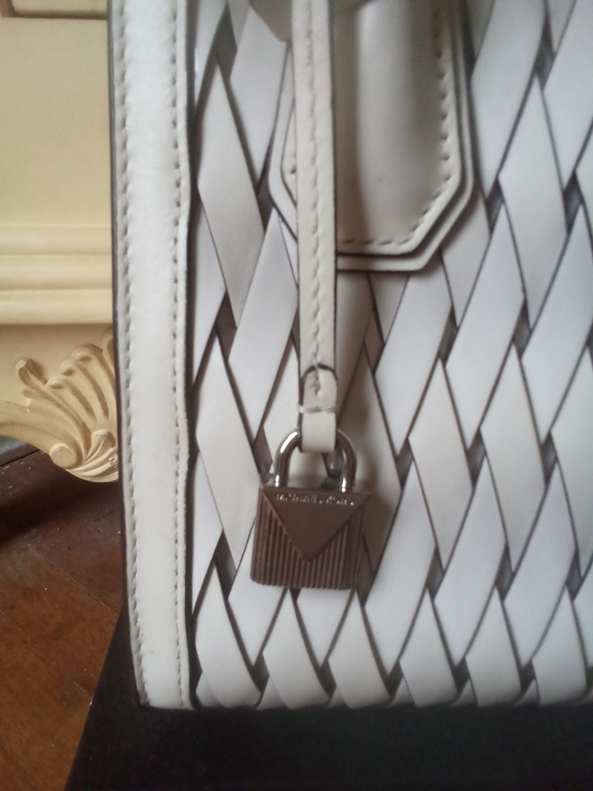 Michael Kors Mercer Purse with Silver & White Weaving Front EUC