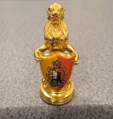 Franklin Mint 1982 The Royal Houses Britain Heraldic Chess 24k Gold Pewter 3.75''