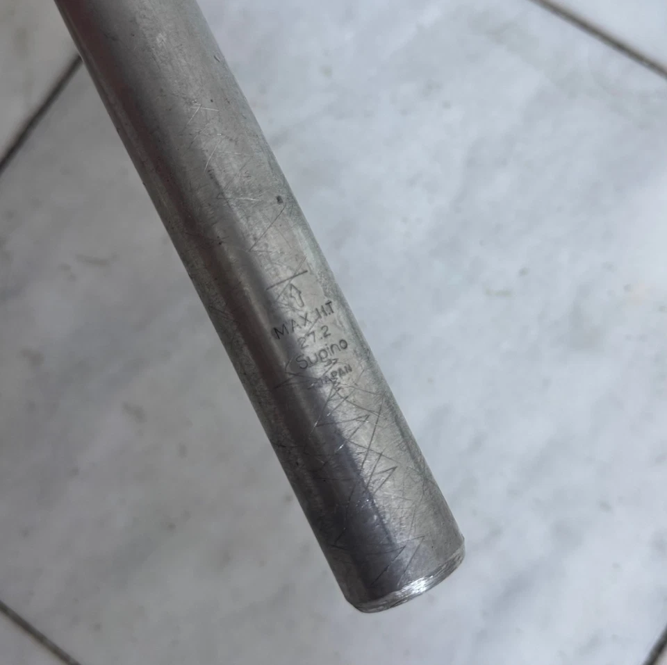 Abrazadera de tija de sillín de bicicleta de carretera Sugino SP-K de colección 27,2 mm hecha en Japón Foto 4 de 4