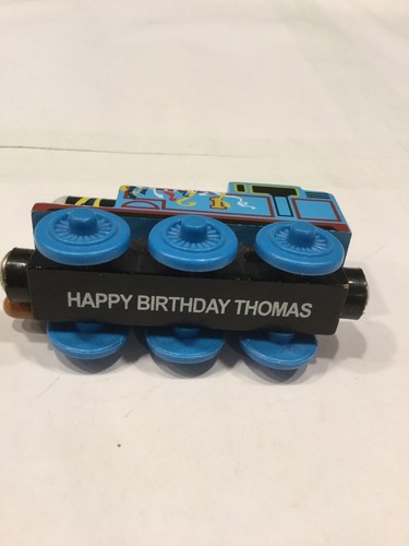 HAPPY BIRTHDAY THOMAS (2003) Thomas the train wooden And BITHRDAY CABOOSE CAR - Picture 5 of 10