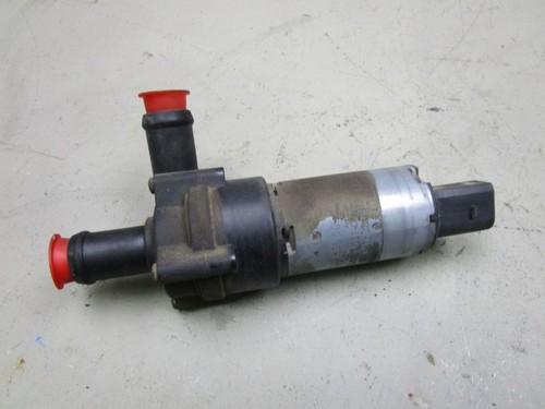 VW LT 2 II PRITSCHE 01-06 Wasserpumpe 3D0965561D Zusatzwasserpumpe Umwälzpumpe