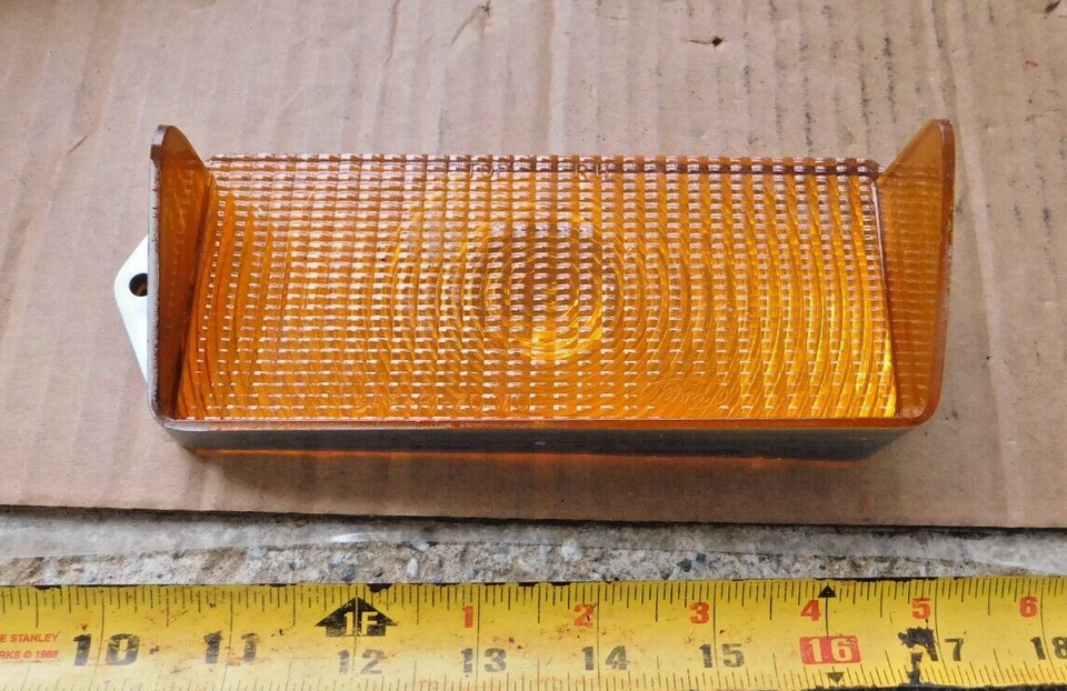 NOS LENTE DE LUZ DE ESTACIONAMIENTO PARA AUTOS MERCURY COMET 1971 NUEVA OEM 71 LÁMPARA DE ESTACIONAMIENTO Foto 2 de 4