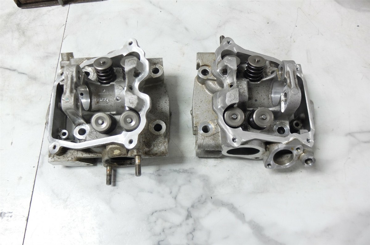 Can-Am Renegade Outlander 800 engine cylinder heads front rear