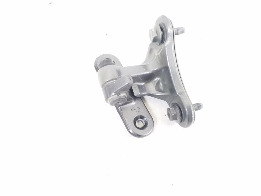 MERCEDES BENZ B-CLASS W246 2016 FRONT DOOR UPPER HINGE LEFT SIDE 