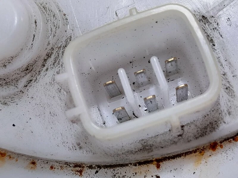 cisterna SUBARU TRIBECA B9 CLASSIC 2006 157069 1112053 Foto 3 de 4