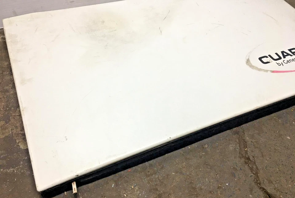 0G9377, 0G7779 PANEL CAJA FRONTAL GENERAC Y ESPUMA Foto 3 de 4