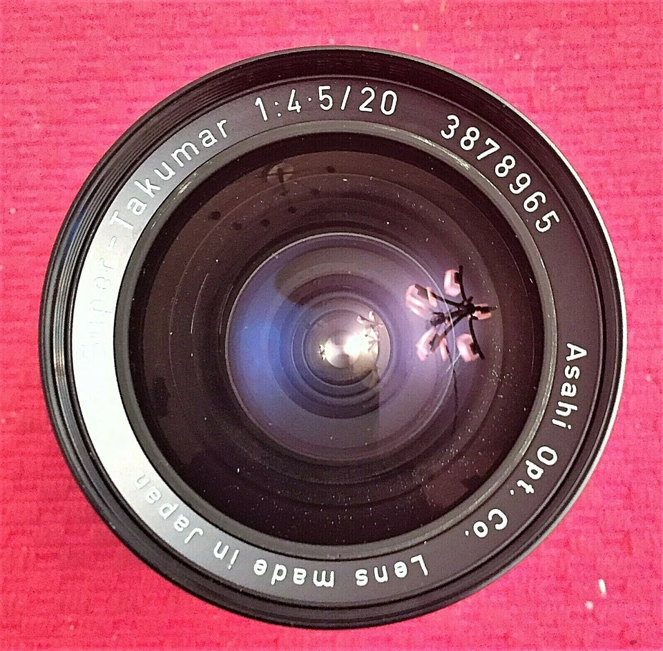 MINT ASAHI F/4.5 20MM SUPER TAKUMAR ULTRA WIDE ANGLE LENS FOR M42 PENTAX BODIES  - Image 2 of 4
