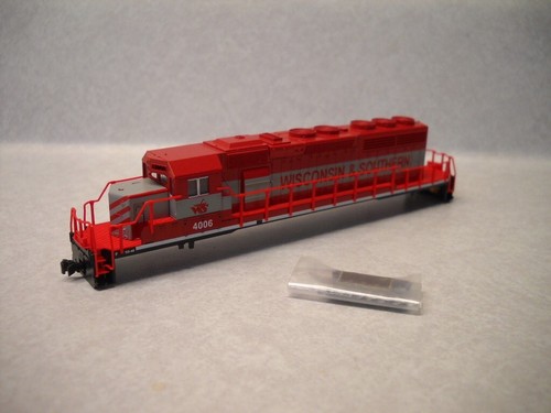 N-Scale Kato SD40-2 Engine Shell Wisconsin Southern Railroad 