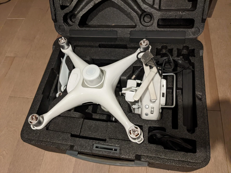 DJI Phantom 4 Multispectral Drone With 1 Battery And Controller - Image 3 of 4