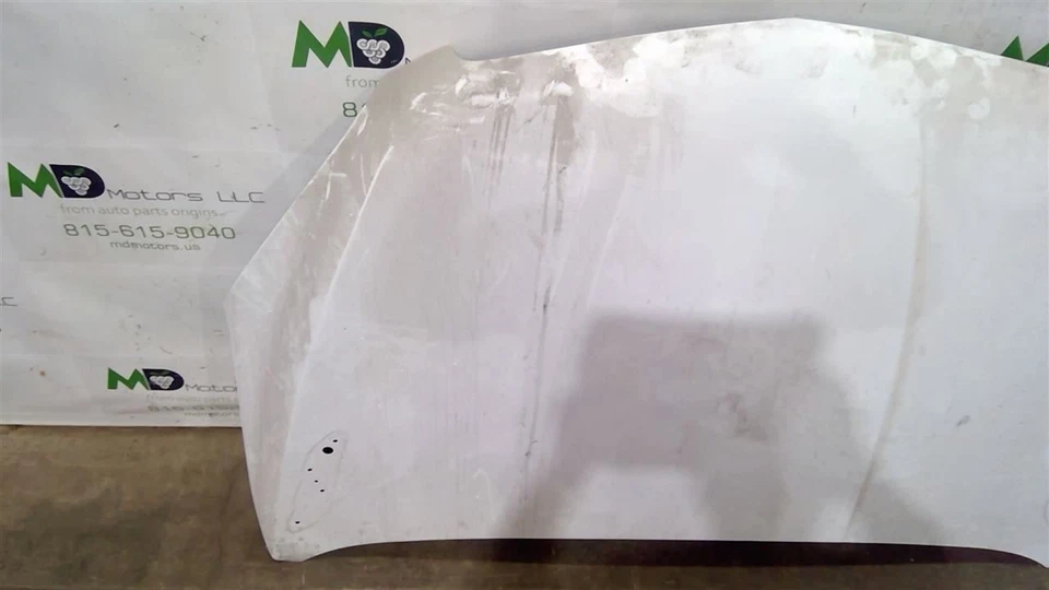 Buick Encore Hood GM1230416 2013-2016 Foto 2 de 4