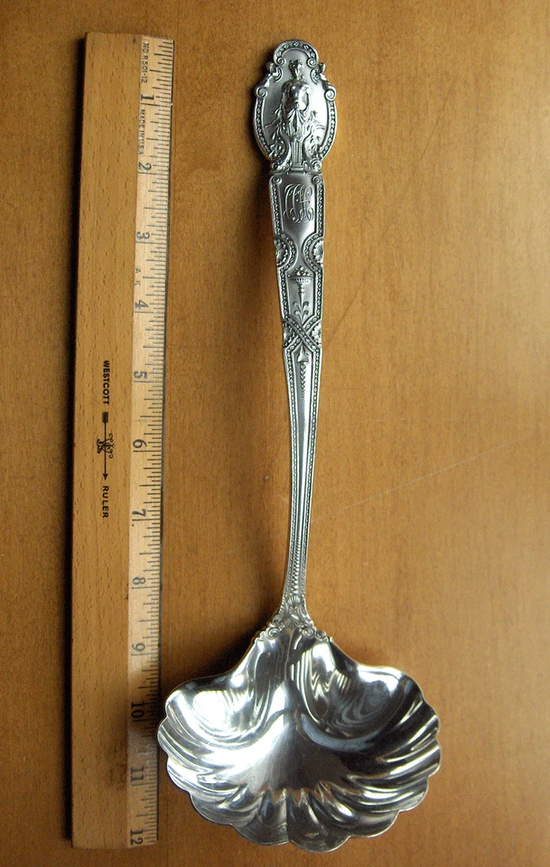 Tiffany & Co. Ренессанс серебро суп ковш ~ фигурный узор ~ 1905 - Изображение 2 из 4