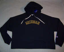 Champion NWT Michigan Wolverines Cropped fleece logo Sweatshirt Women's M Hoodie