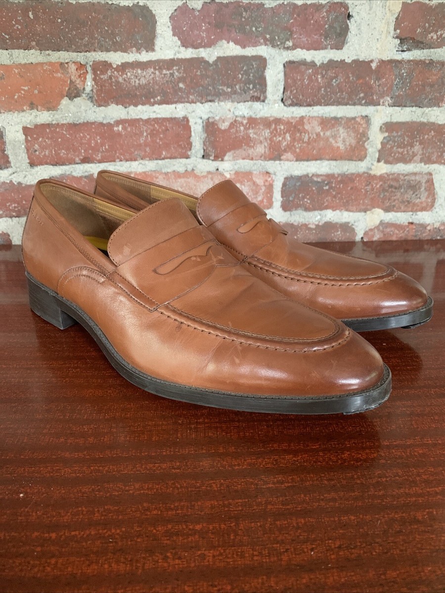 Cole Haan Men display picture 1