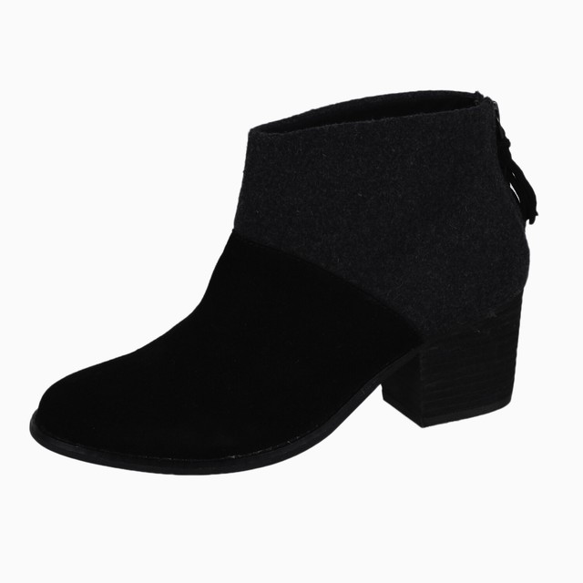 toms black leather boots