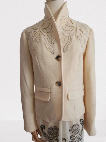 Jaqueta Aplique Ellen Tracy Branca/Off-White – Tamanho 6, Nova - Imagem 3 de 4