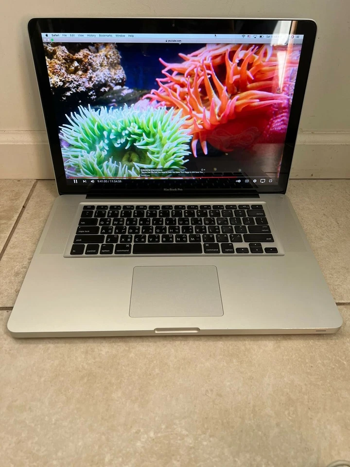 MacBook Pro 15" QUAD Core i7 3.6GHz 16GB RAM 1 TB SSD 3 AÑOS DE GARANTÍA Foto 4 de 4