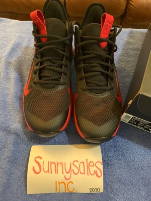 lebron athletic shoes