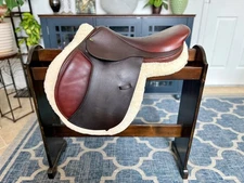 17" Beval The Natural Close Contact Jumping Saddle M Tree- OUTSTANDING Condition