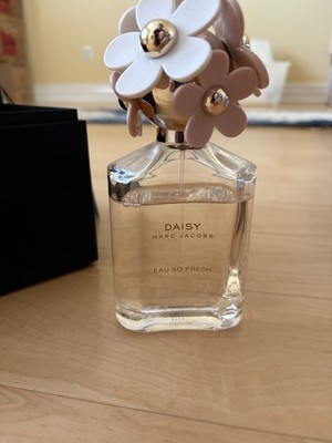 Marc Jacobs Daisy Eau So Fresh Eau de Toilette Spray, 1.7 fl oz
