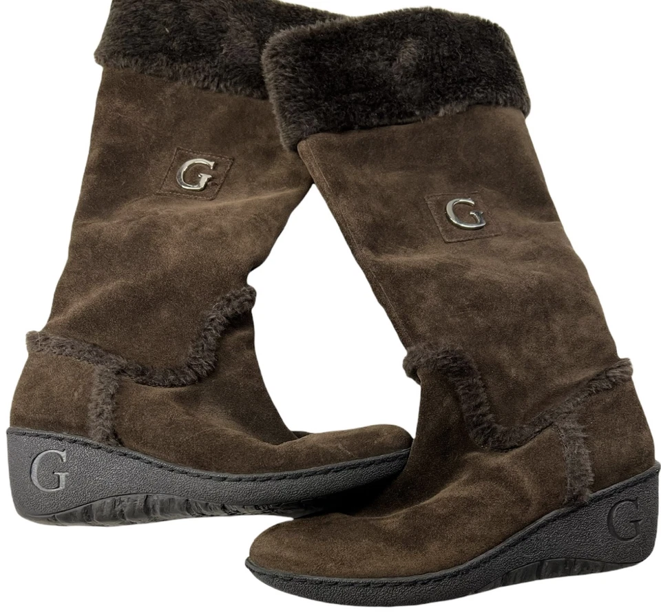 Botas GUESS para mujer talla 8 marrón gamuza piel sintética forradas cuña invierno cremallera logotipo G Foto 3 de 4