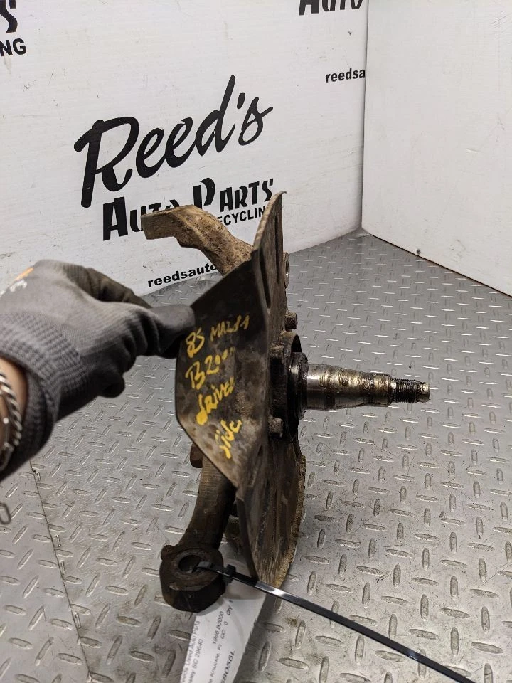 Driver Left Front Spindle/Knuckle Fits 87-93 MAZDA B-2200 1175600 - Image 2 of 4