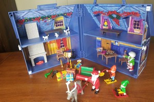 playmobil christmas house