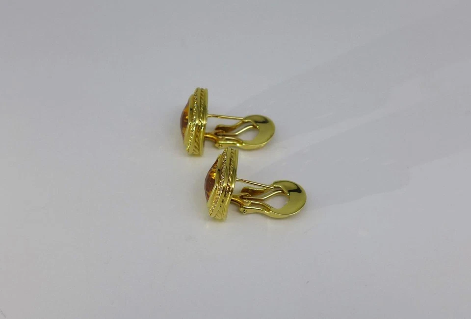Pendientes David Yurman Albion Oro Amarillo 18KT Citrino 750 y Diamantes Omega Back Foto 2 de 4