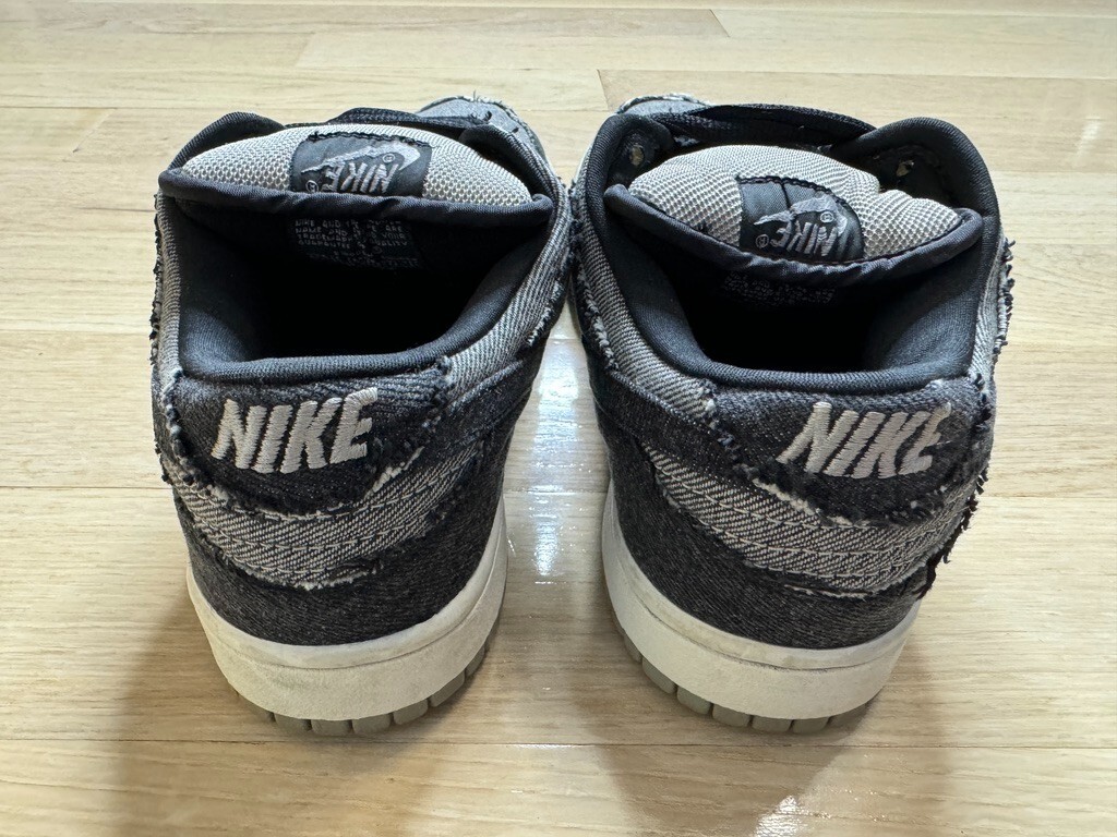 2004 Nike Dunk Low SB Medicom 2 Black Denim 304292-005 Used 2004 Nike Dunk Low SB Medicom 2 Black Denim 304292-005 Used