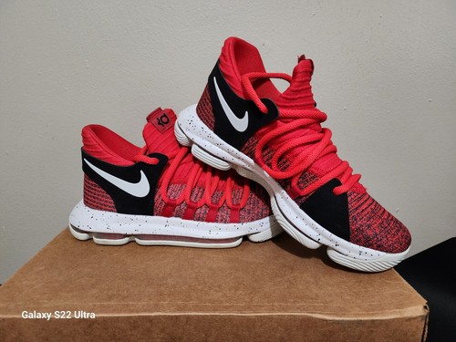 kd 10 red and black