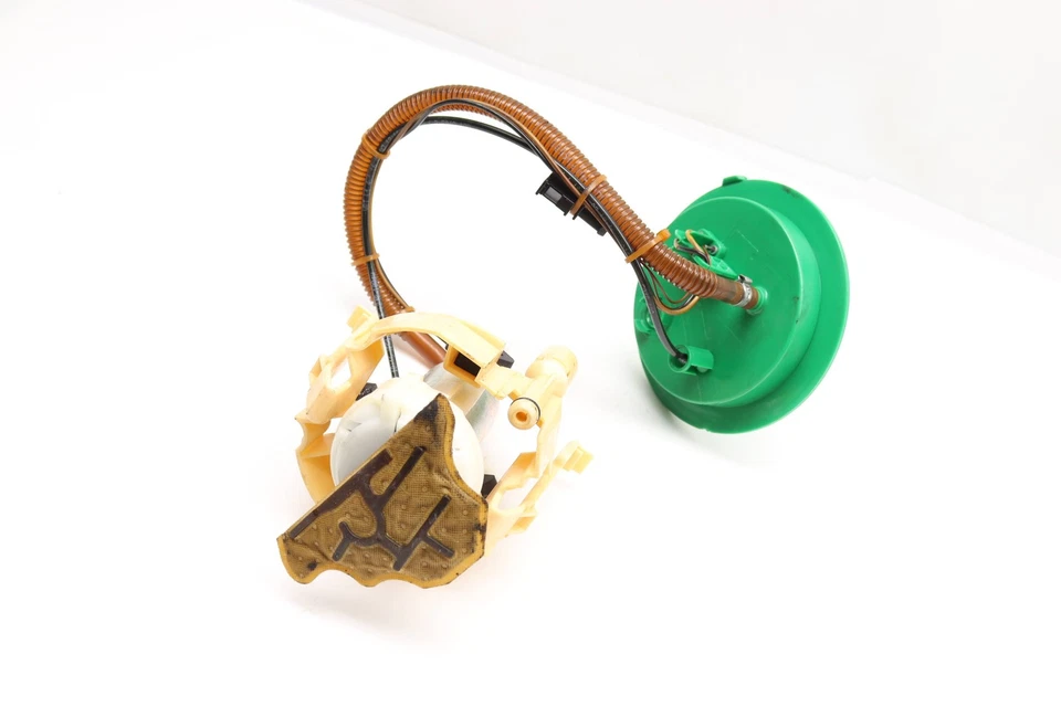 BMW 745LI 2002-2005 - Bomba de combustible derecha en el tanque 7180414 Foto 3 de 4