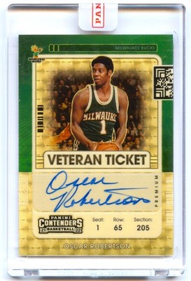 OSCAR ROBERTSON 2021 CONTENDERS VETERAN TICKET BUCKS GOLD VINYL PRIZM AUTO #1/1