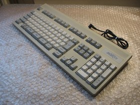 BOXED FUJITSU KEYBOARD FMM-KB305 FM TOWNS MARTY JAPAN IMPORT