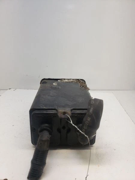 Bote de vapor de combustible EXPLORER 2002 972527 Foto 2 de 4