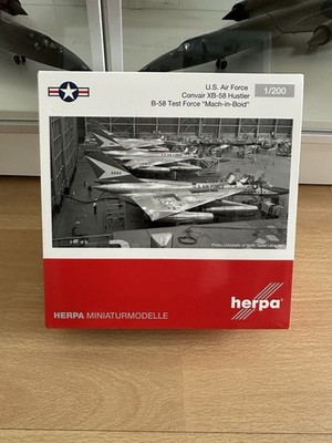 Herpa 573160 U.S. Air Force Convair XB-58 Hustler B-58 Test Force 1:200 OVP